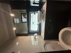 Thumbnail von Cruisers Yachts 390 Express Coupe LUX LIFE