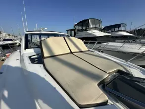 Thumbnail von Cruisers Yachts 390 Express Coupe LUX LIFE