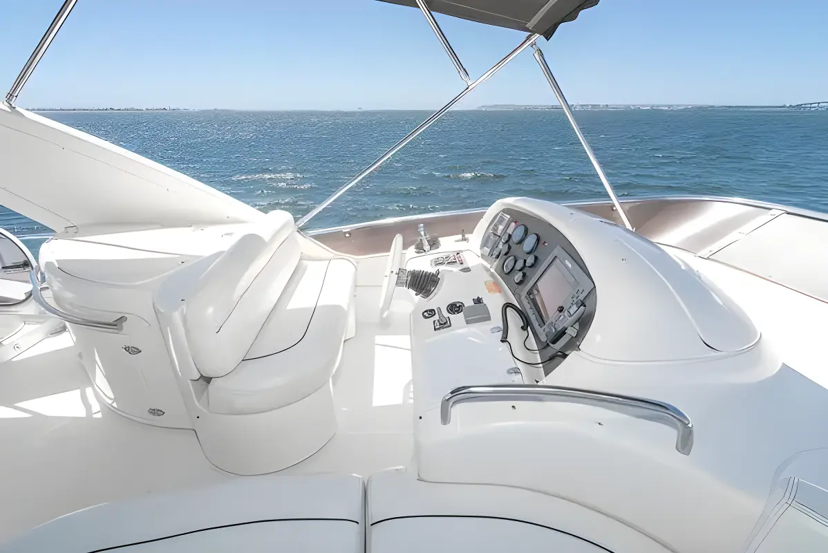 Thumbnail von Azimut 62