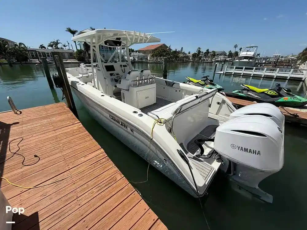 Thumbnail von Century 3200 CC