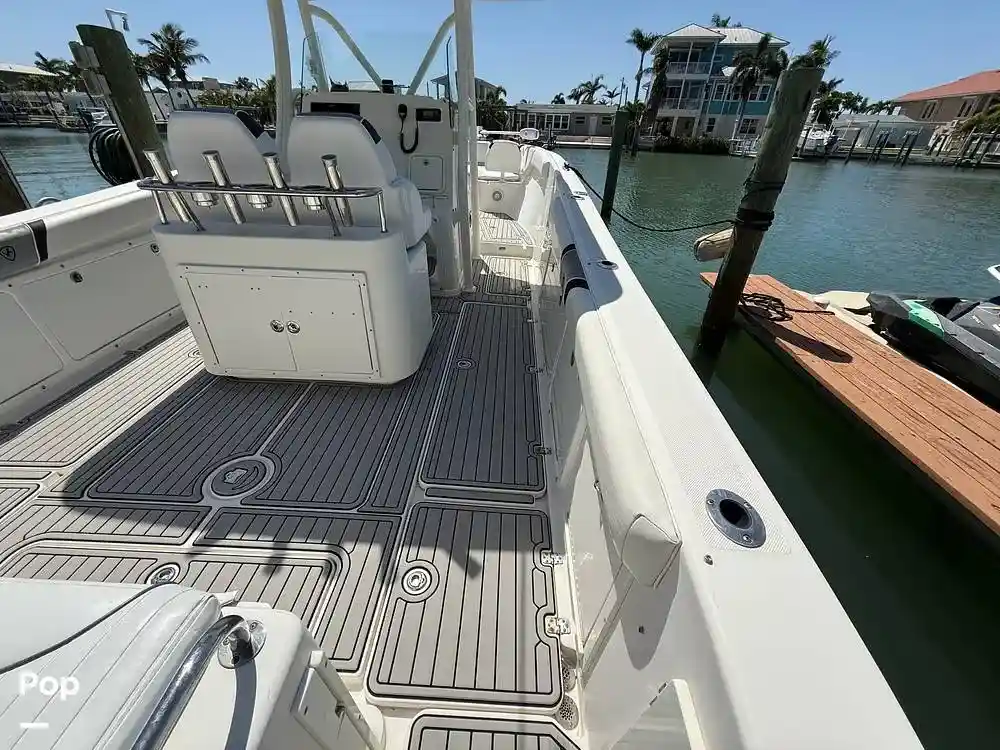 Thumbnail von Century 3200 CC