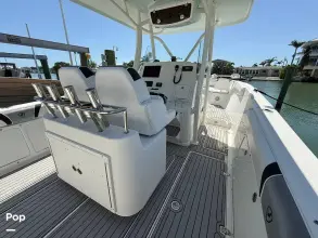 Thumbnail von Century 3200 CC