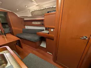 Thumbnail von Beneteau Oceanis 37 Knot A Clew