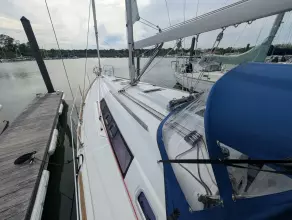Thumbnail von Beneteau Oceanis 37 Knot A Clew
