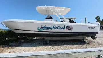 Thumbnail von Intrepid 327 CC