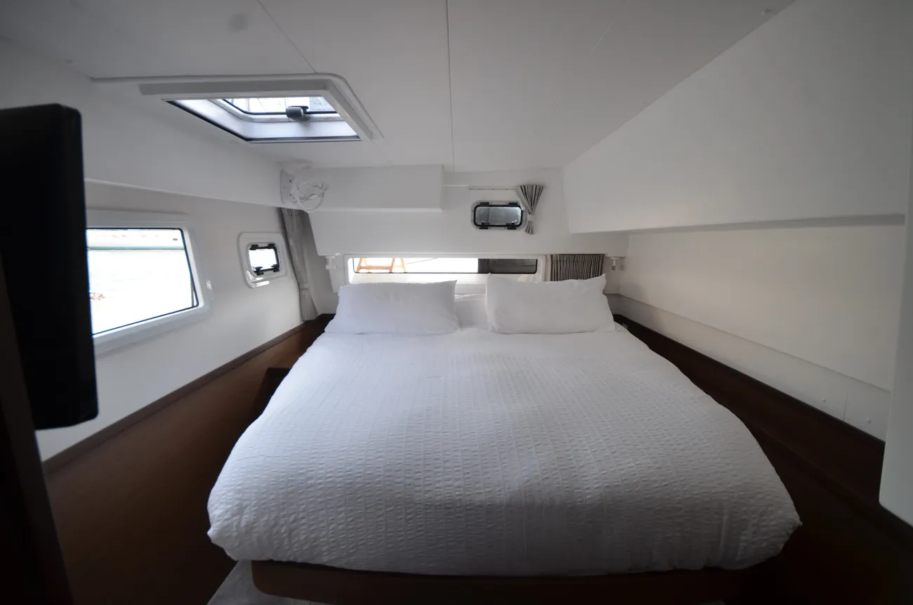 Thumbnail von Lagoon 42 Dave