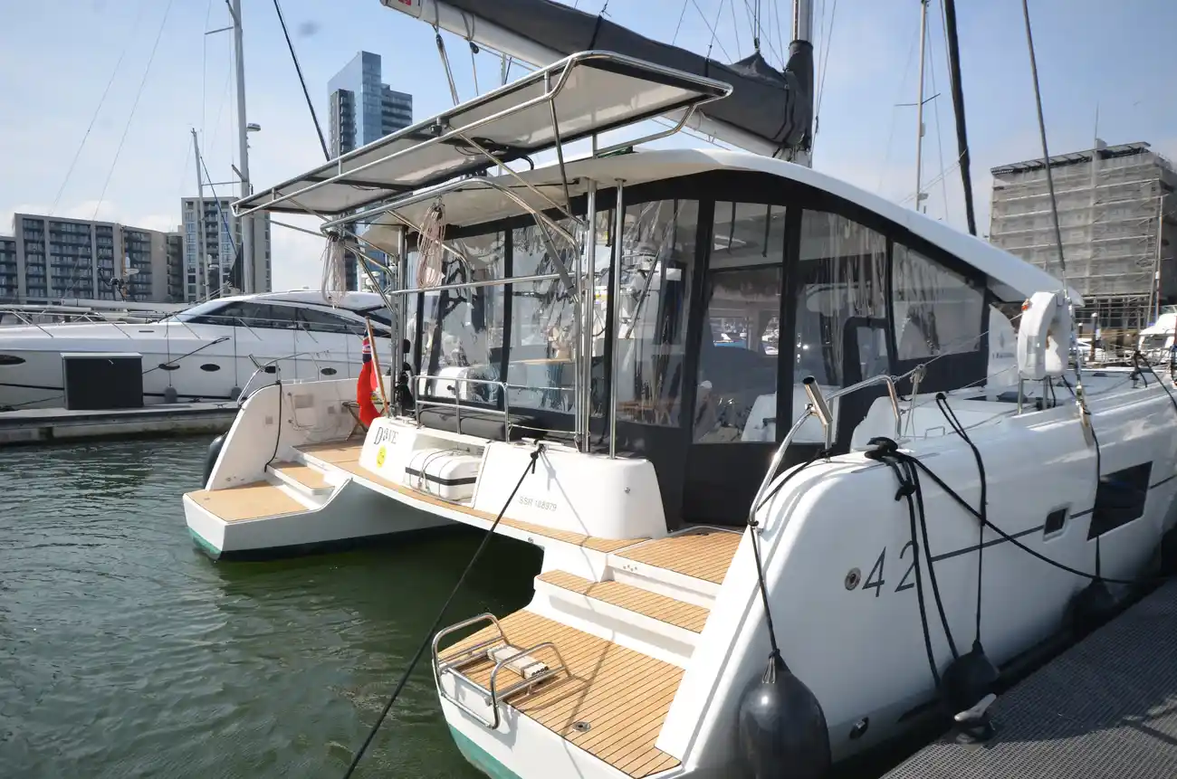 Thumbnail von Lagoon 42 Dave