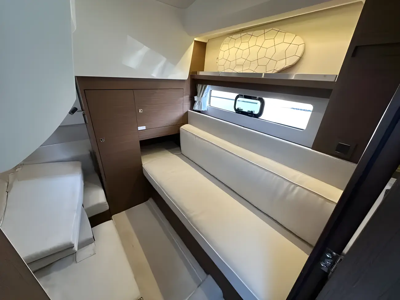 Thumbnail von Jeanneau Leader 36