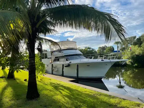 Californian 52 Cockpit Motor Yacht Moonstruck