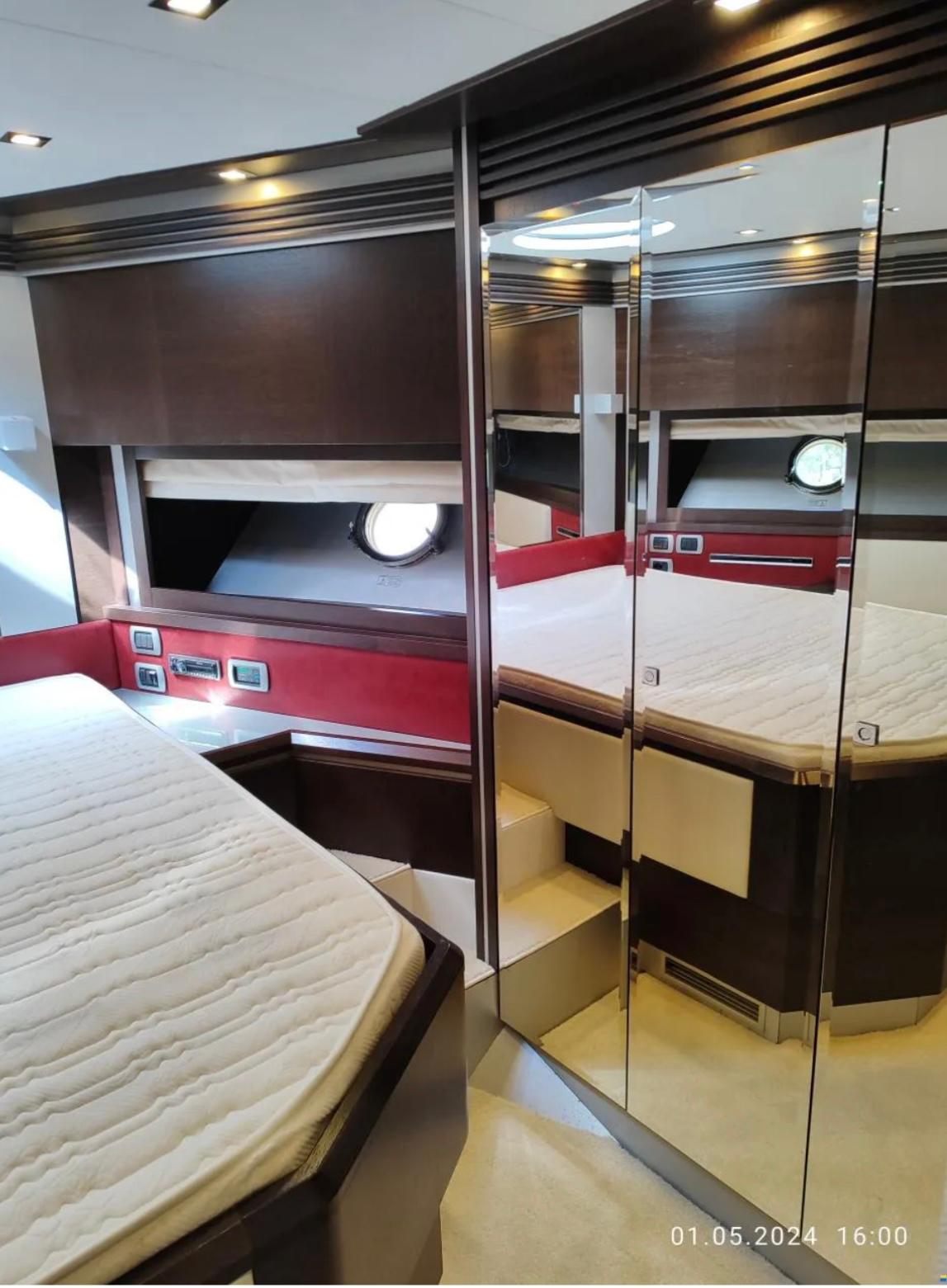 Thumbnail von Dominator 62