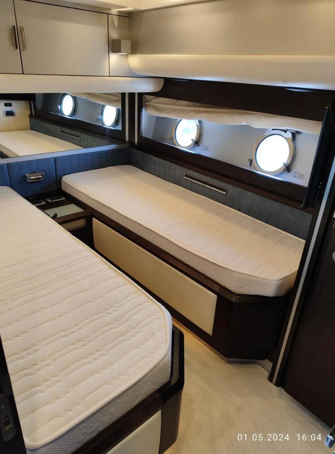 Thumbnail von Dominator 62