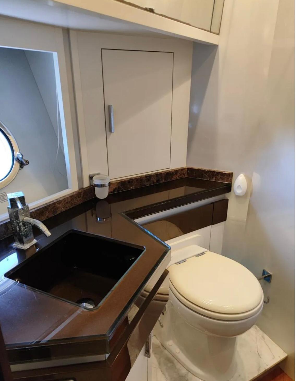 Thumbnail von Dominator 62