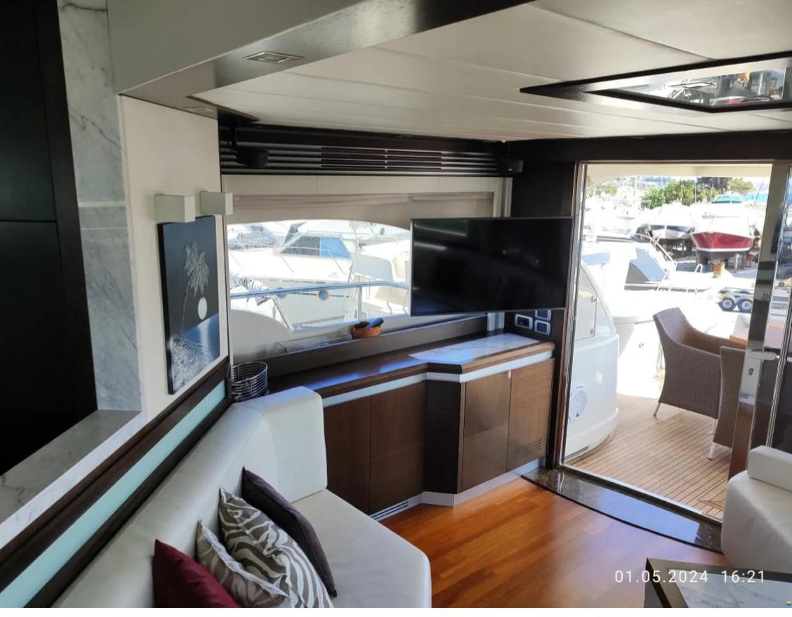 Thumbnail von Dominator 62