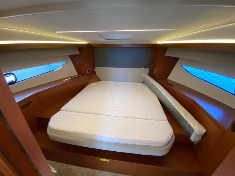 Thumbnail von Jeanneau Prestige 420