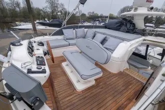 Thumbnail von Sealine 410 Statesman Destiny