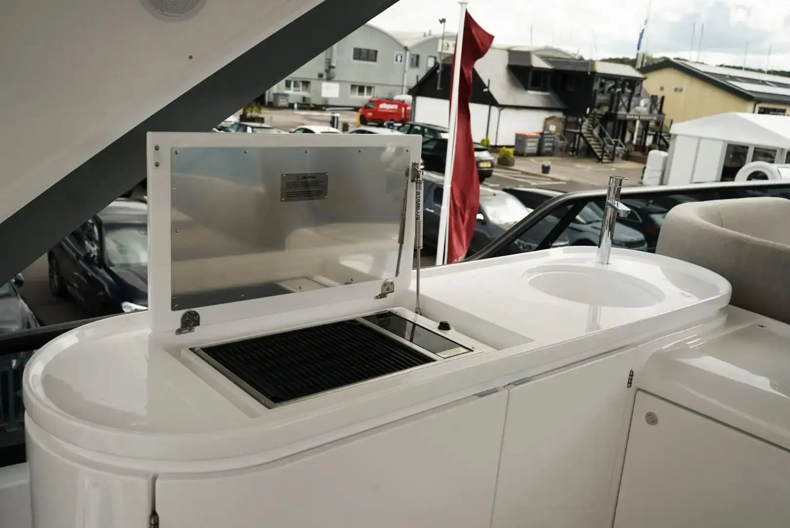 Thumbnail von Azimut 68