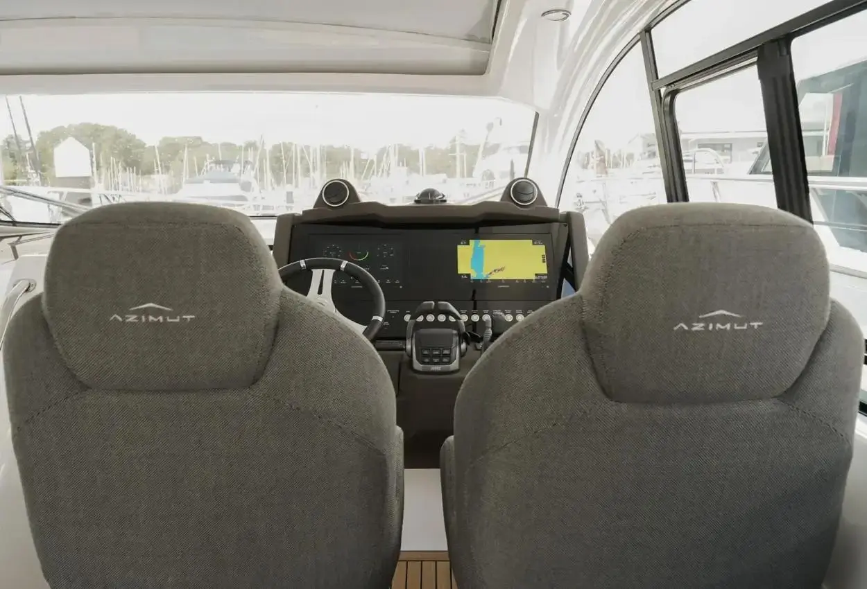 Thumbnail von Azimut Atlantis 45