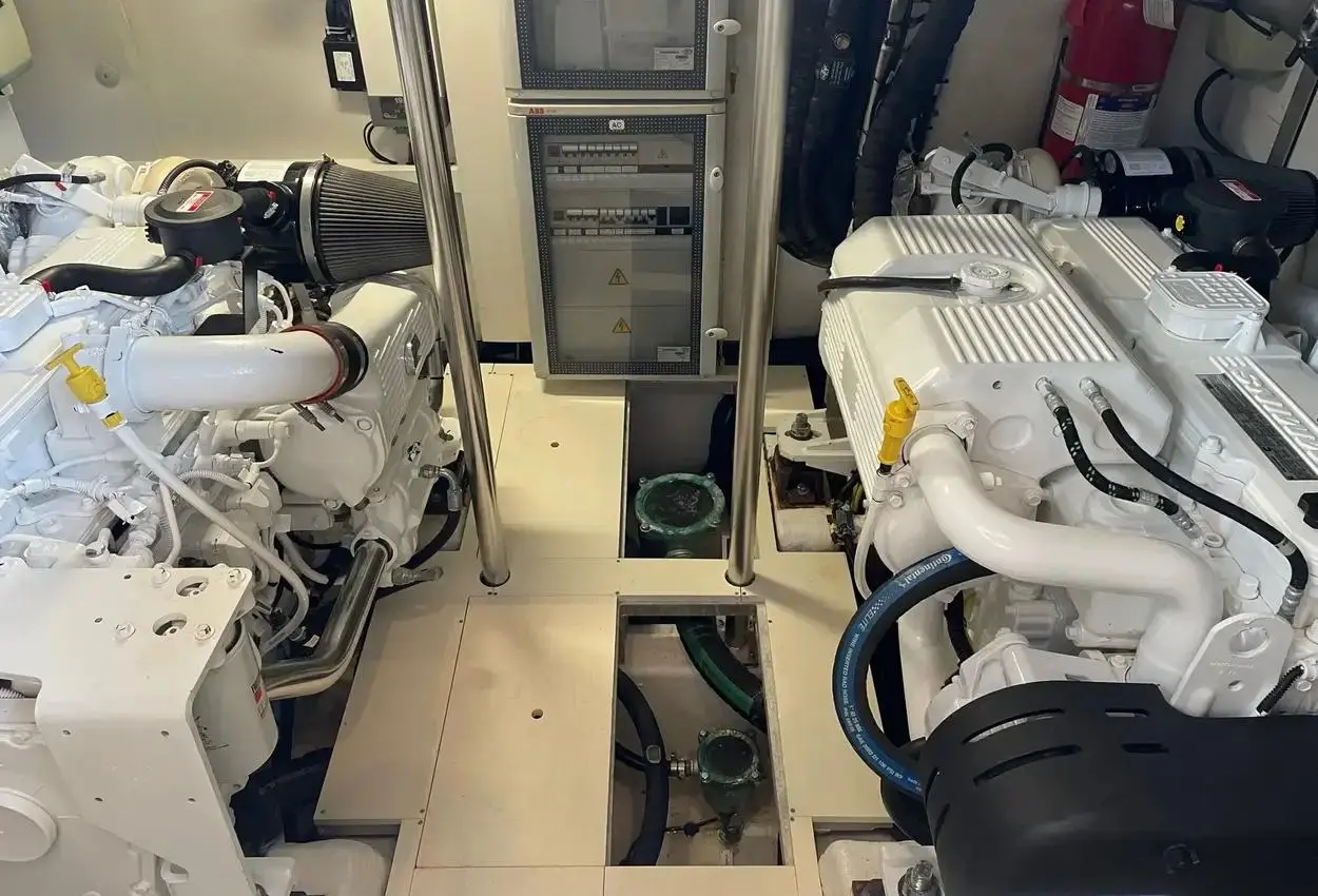 Thumbnail von Azimut Magellano 53