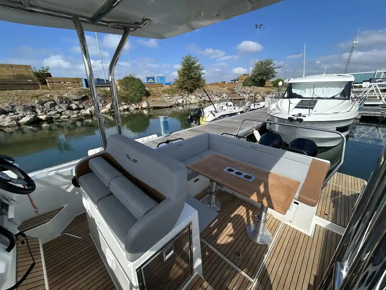 Thumbnail von Beneteau Flyer 9 Sundeck