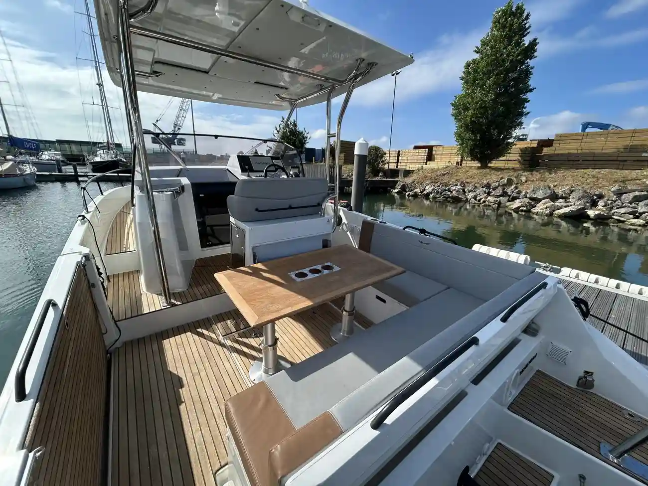 Thumbnail von Beneteau Flyer 9 Sundeck