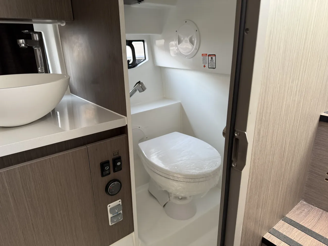 Thumbnail von Beneteau Flyer 9 Sundeck