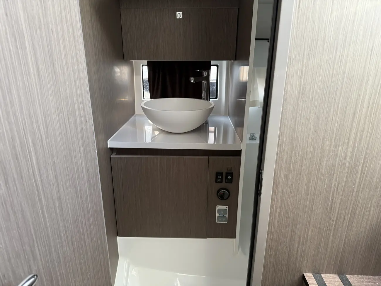 Thumbnail von Beneteau Flyer 9 Sundeck