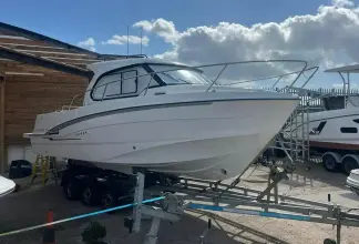 Thumbnail von Beneteau Antares 8 POOLE #423