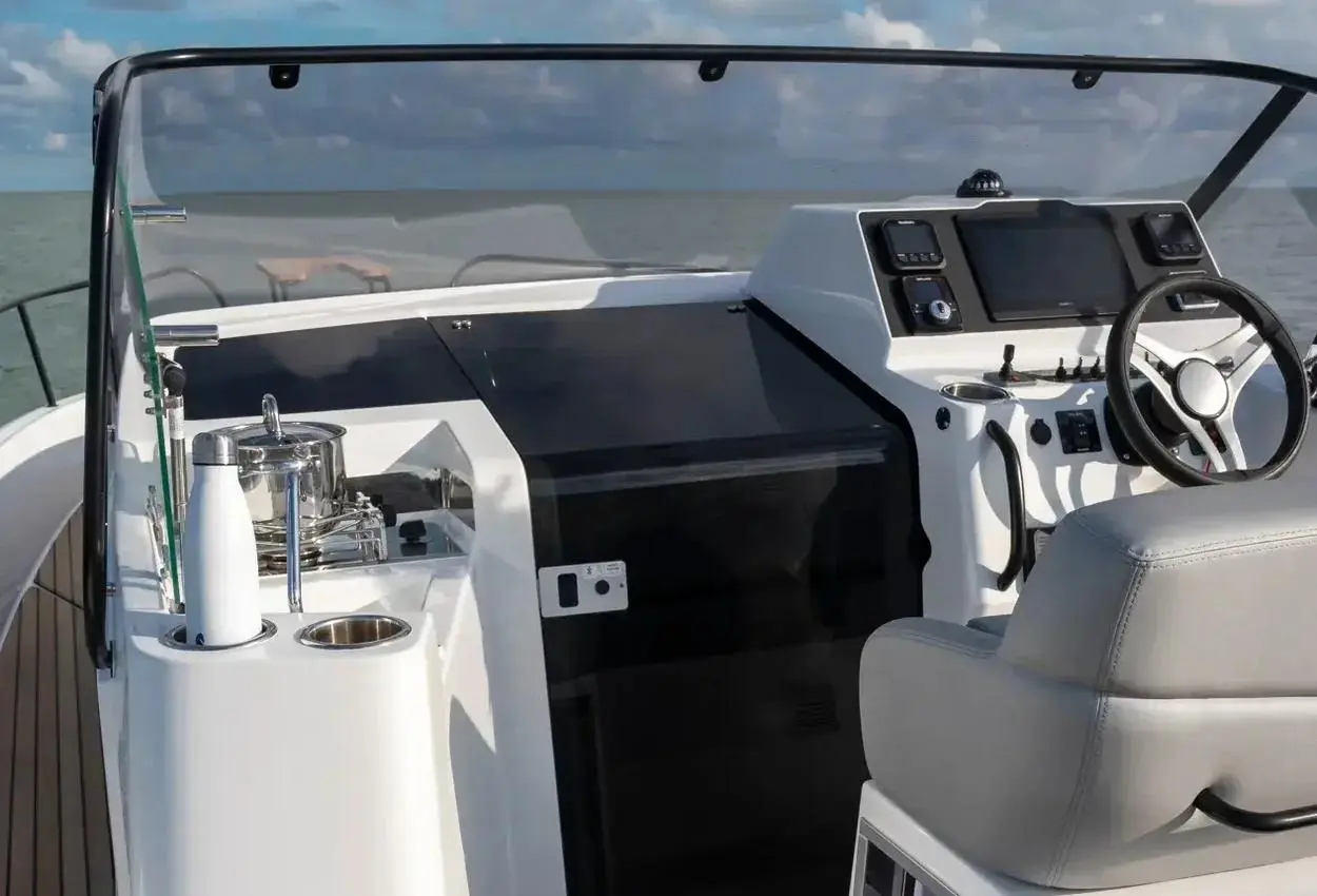 Thumbnail von Beneteau Flyer 9 Sundeck