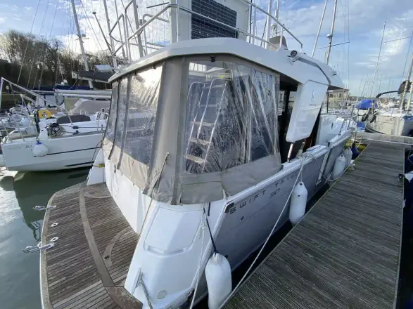 Beneteau Swift Trawler 30 Ultra Violet