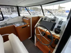 Thumbnail von Beneteau Swift Trawler 30 Ultra Violet