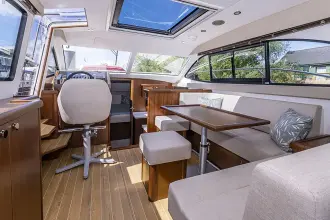 Thumbnail von Haines 32 Sedan Sumtoi (Name Retained)