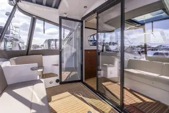 Thumbnail von Haines 32 Sedan Sumtoi (Name Retained)