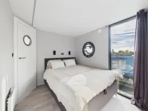 Thumbnail von Waterlodge Five Oasis Five Waterlodge.