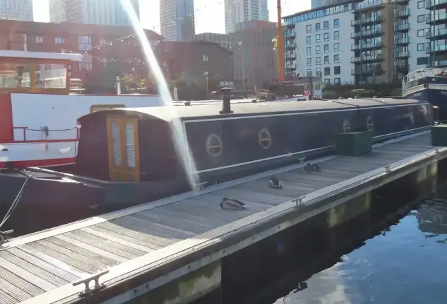 Aqualine Boats 60 Widebeam Day in the life