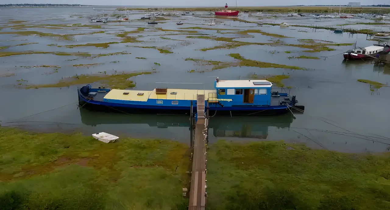 Dutch Steel Liveaboard Houseboat Barge