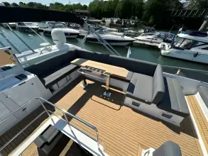 Thumbnail von Sealine F530