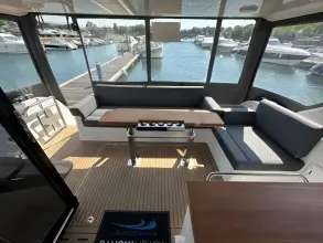 Thumbnail von Sealine F530