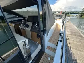 Thumbnail von Sealine F530