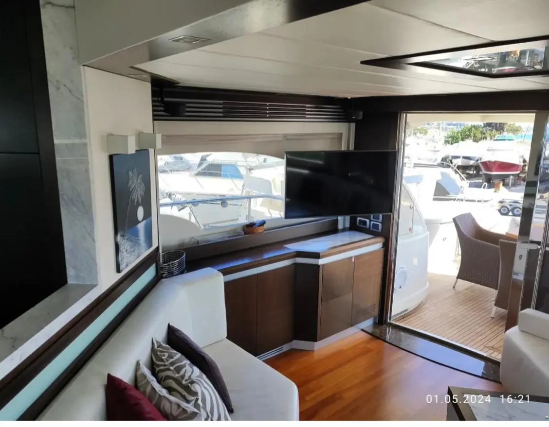 Thumbnail von Dominator 62 S