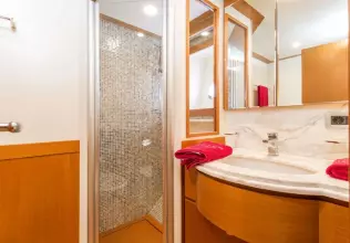 Thumbnail von Ferretti Yachts 840 FERRETTI YACHTS ALTURA 840