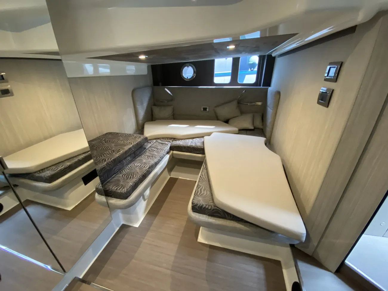 Thumbnail von Cranchi M44