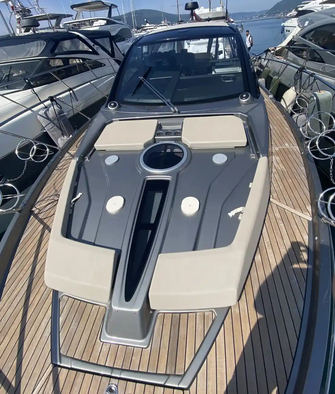 Thumbnail von Cranchi M44