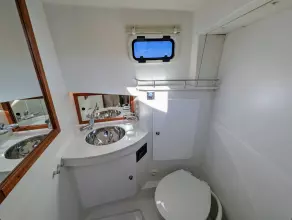 Thumbnail von Paragon 31 Flybridge