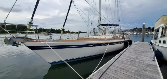 Tayana 55 Tapestry