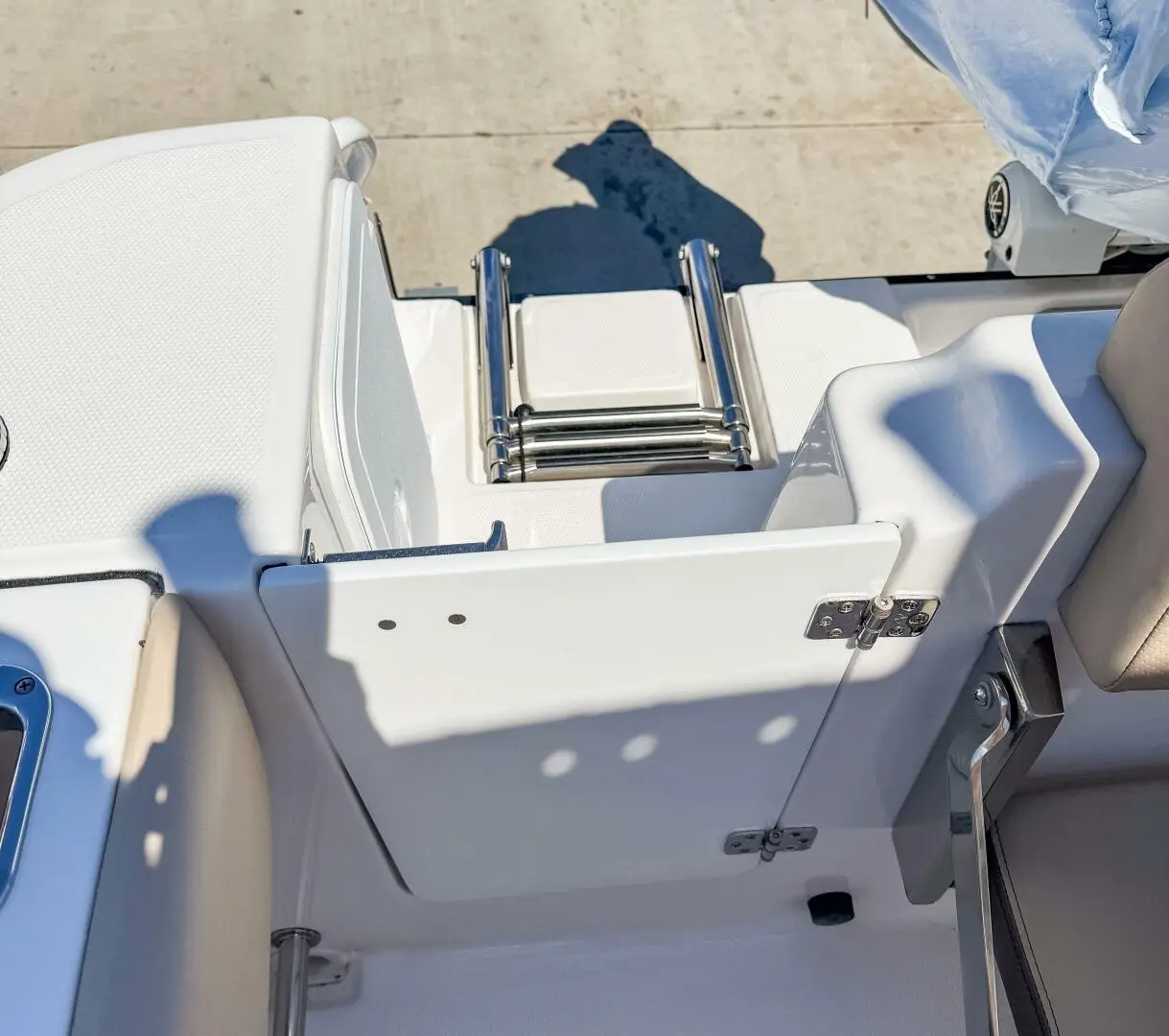 Thumbnail von Edgewater 208 CC