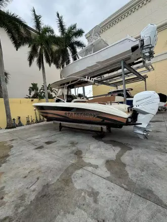 Statement 35 Center Console