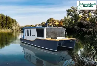 Bader Kronland Houseboat