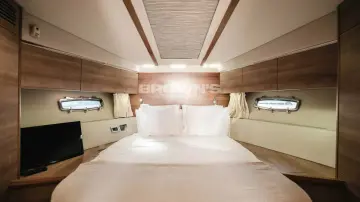 Thumbnail von Sealine SC42 MOET II