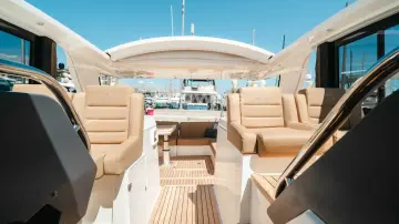Thumbnail von Sealine SC42 MOET II