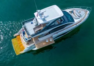 Thumbnail von Fairline Squadron 58